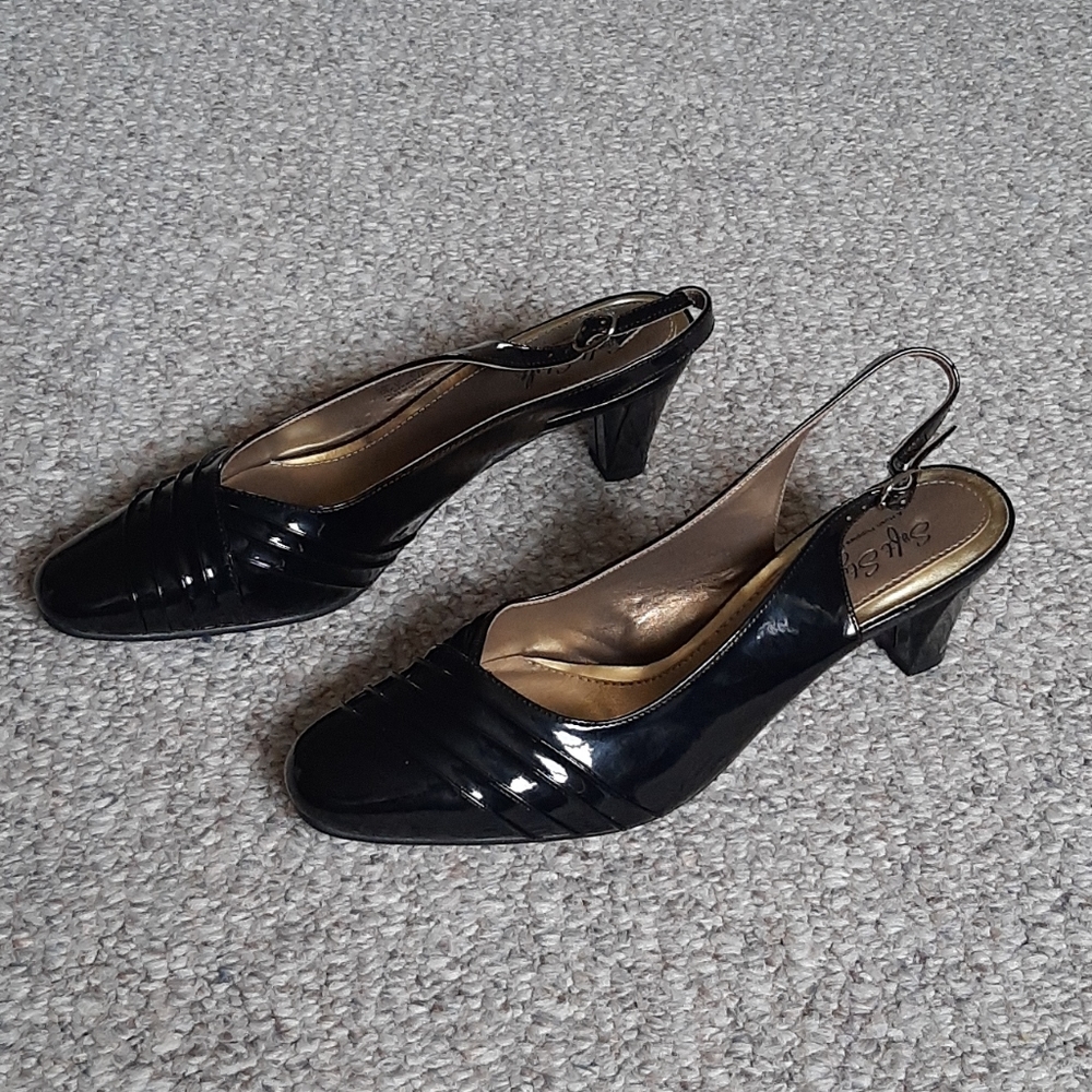 New Soft Style Back Opened 2.5" Heels Shoes